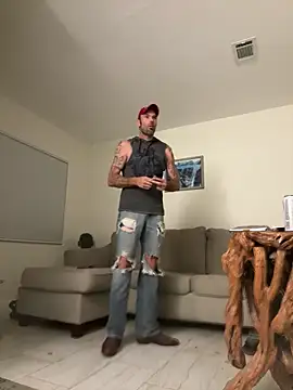 Snapshot of Pleaseyouall chatting on 10, 9, 2025 Pleaseyouall online show from 10, 9, 2025