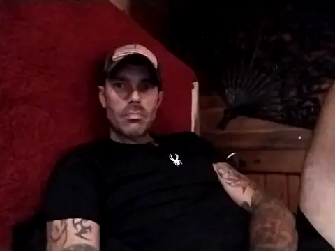 Snapshot of Pleaseyouall chatting on 25, 11, 2025 Pleaseyouall online show from 25, 11, 2025