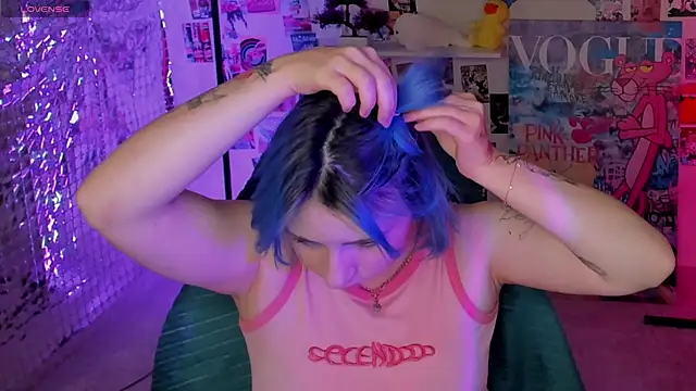 Snapshot of Penny_Stanley chatting on 6, 11, 2025 Penny Stanley online show from 6, 11, 2025