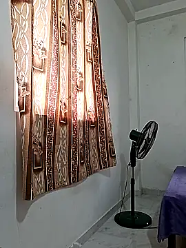 BeautyGirl sara online show from 8, 1, 2026