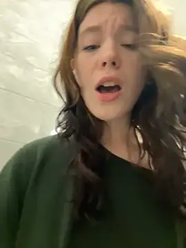 Snapshot of Mimiumuy chatting on 22, 10, 2025 Mimiumuy online show from 22, 10, 2025