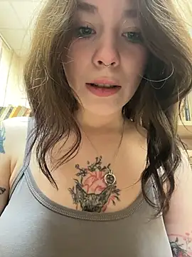 Snapshot of Mimiumuy chatting on 11, 11, 2025 Mimiumuy online show from 11, 11, 2025