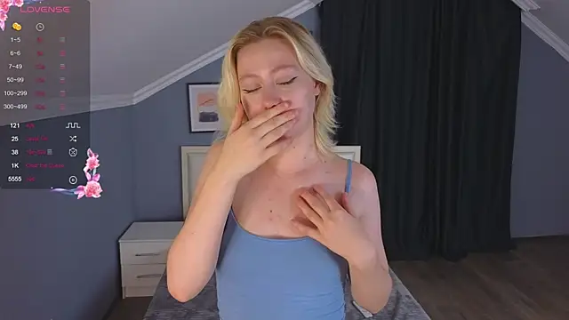 Violet Willis online show from 3, 10, 2025