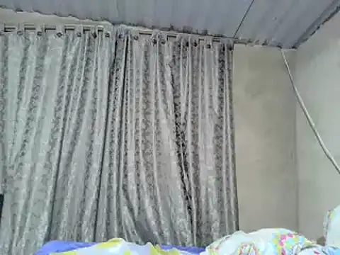 Snapshot of _Cristal chatting on 9, 10, 2025 Cristal online show from 9, 10, 2025