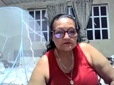 Snapshot of _Cristal chatting on 14, 10, 2025 Cristal online show from 14, 10, 2025
