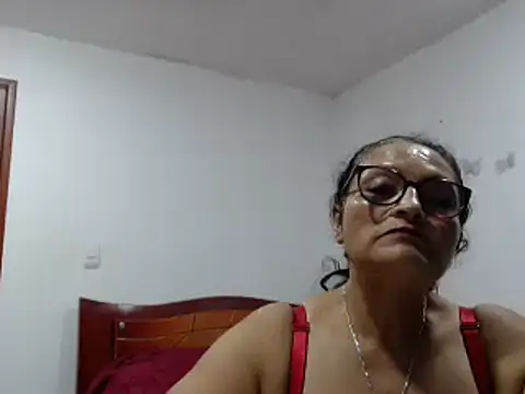 Snapshot of _Cristal chatting on 21, 2, 2026 Cristal online show from 21, 2, 2026