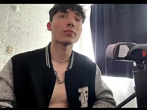 Snapshot of knielBgm chatting on 4, 3, 2026 knielBgm online show from 4, 3, 2026