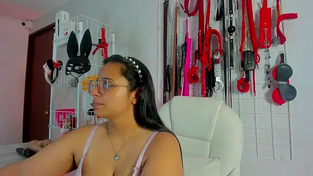  adahara queen online show from 21, 11, 2025