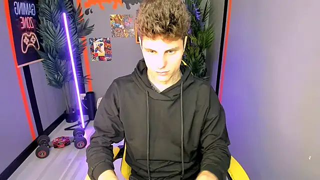 JackWolw online show from 4, 10, 2025