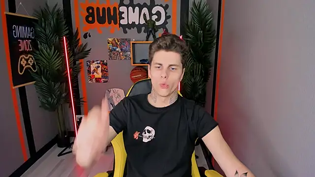 Snapshot of JackWolw chatting on 15, 10, 2025 JackWolw online show from 15, 10, 2025