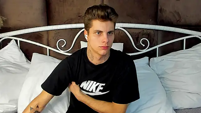 Snapshot of JackWolw chatting on 16, 10, 2025 JackWolw online show from 16, 10, 2025