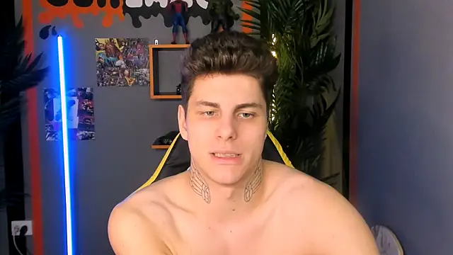 Snapshot of JackWolw chatting on 19, 11, 2025 JackWolw online show from 19, 11, 2025