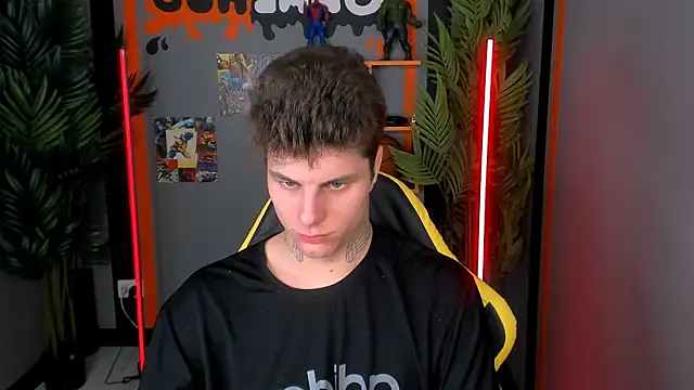 Snapshot of JackWolw chatting on 24, 11, 2025 JackWolw online show from 24, 11, 2025