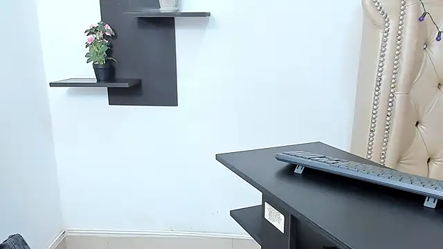 LittleDanny  online show from 8, 10, 2025