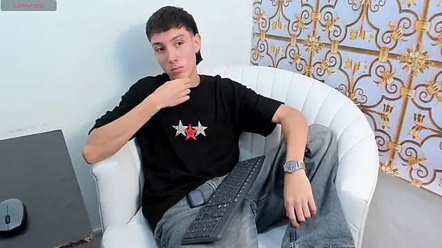 LittleDanny  online show from 14, 1, 2026