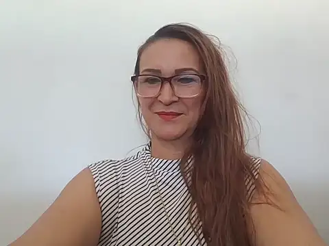 MiaVega online show from 25, 9, 2025