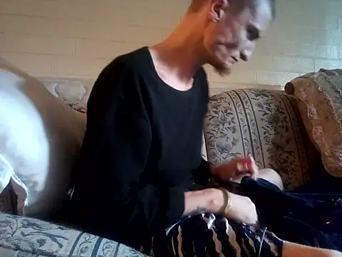 Snapshot of jizzyglizzy92 chatting on 17, 3, 2026 jizzyglizzy92 online show from 17, 3, 2026