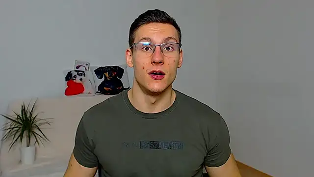 ZeinMiracles online show from 10, 11, 2025