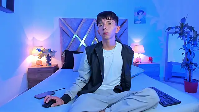 Snapshot of Hyunjin_Son chatting on 17, 10, 2025 Hyunjin Son online show from 17, 10, 2025