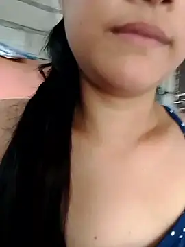 Pretty-Queen21 online show from 18, 10, 2025