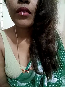 Snapshot of Spoorthi6_Kannada_Telugu chatting on 12, 9, 2025 Spoorthi6 Kannada Telugu online show from 12, 9, 2025