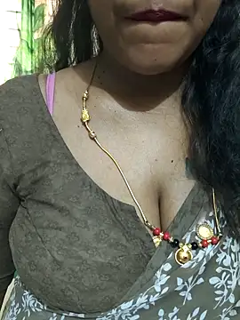 Snapshot of Spoorthi6_Kannada_Telugu chatting on 6, 11, 2025 Spoorthi6 Kannada Telugu online show from 6, 11, 2025