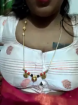 Snapshot of Spoorthi6_Kannada_Telugu chatting on 13, 11, 2025 Spoorthi6 Kannada Telugu online show from 13, 11, 2025