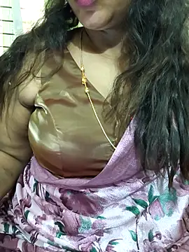 Snapshot of Spoorthi6_Kannada_Telugu chatting on 14, 11, 2025 Spoorthi6 Kannada Telugu online show from 14, 11, 2025