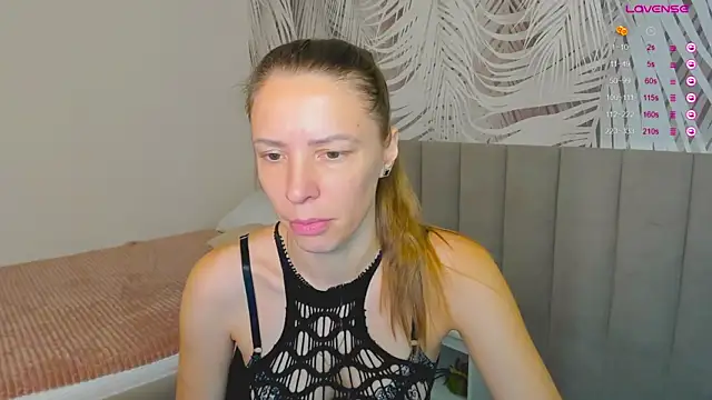 KiaraCaley online show from 25, 11, 2025