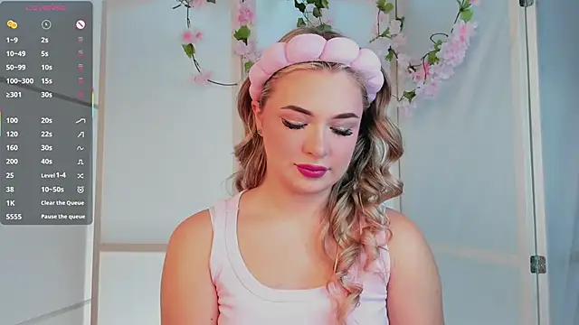 AliaBuerstatte online show from 8, 10, 2025