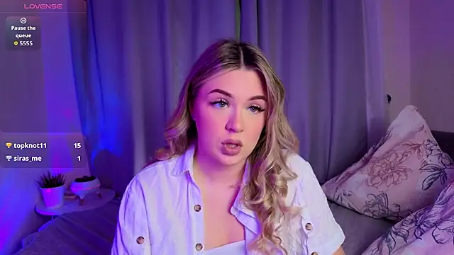 AliaBuerstatte online show from 4, 11, 2025