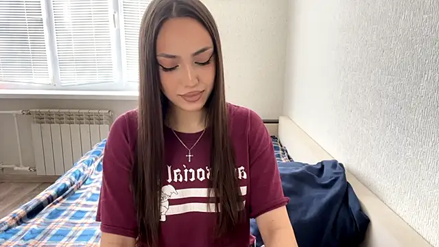 Leaf Unto online show from 24, 9, 2025