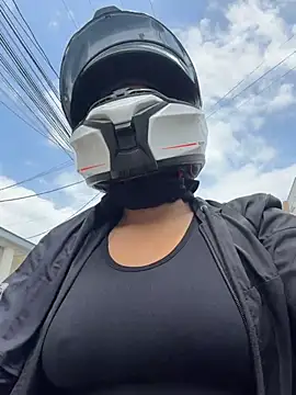 AlannaEvons online show from 4, 3, 2026