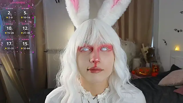 Snapshot of Moonlight1Sonata1 chatting on 24, 10, 2025 Moonlight1Sonata1 online show from 24, 10, 2025