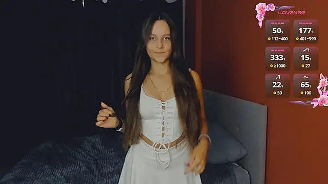 Snapshot of day_may chatting on 10, 10, 2025 day may online show from 10, 10, 2025