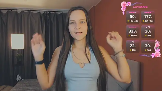 Snapshot of day_may chatting on 8, 11, 2025 day may online show from 8, 11, 2025