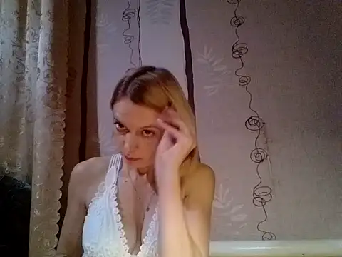 LiluXRose online show from 17, 10, 2025