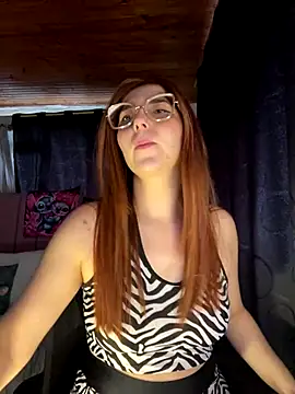 CoraVibes online show from 16, 10, 2025