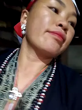 bany-xx online show from 2, 11, 2025