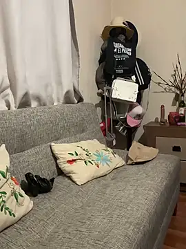 Snapshot of LaGueraDelMar chatting on 11, 10, 2025 LaGueraDelMar online show from 11, 10, 2025