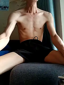 boyhi199x online show from 13, 10, 2025