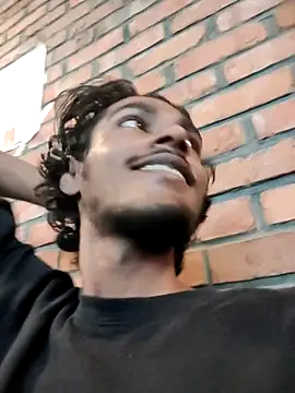 Snapshot of thecatfish chatting on 14, 9, 2025 thecatfish online show from 14, 9, 2025