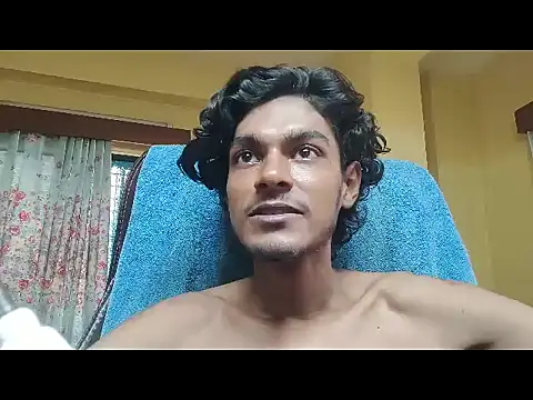 Snapshot of thecatfish chatting on 1, 10, 2025 thecatfish online show from 1, 10, 2025