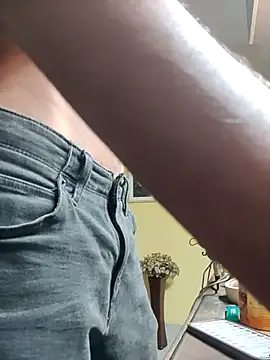 Snapshot of thecatfish chatting on 10, 10, 2025 thecatfish online show from 10, 10, 2025