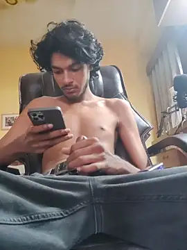 Snapshot of thecatfish chatting on 25, 10, 2025 thecatfish online show from 25, 10, 2025