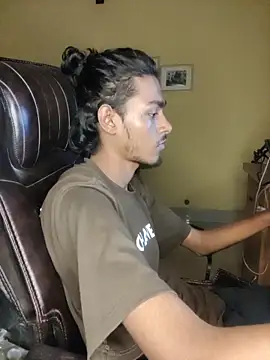 Snapshot of thecatfish chatting on 26, 10, 2025 thecatfish online show from 26, 10, 2025