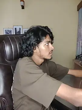 Snapshot of thecatfish chatting on 27, 10, 2025 thecatfish online show from 27, 10, 2025