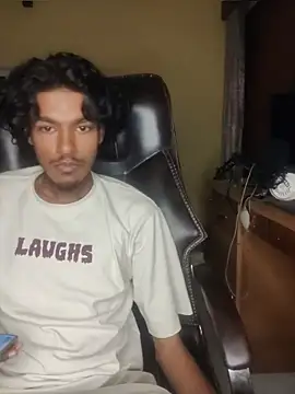 Snapshot of thecatfish chatting on 8, 11, 2025 thecatfish online show from 8, 11, 2025