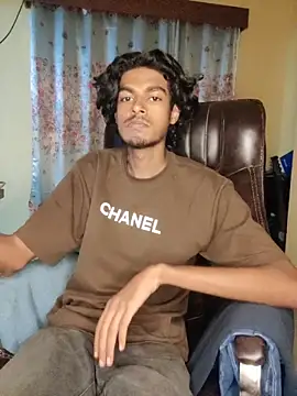 Snapshot of thecatfish chatting on 10, 11, 2025 thecatfish online show from 10, 11, 2025