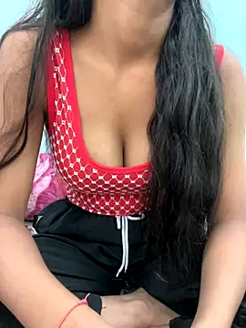 cute parii  online show from 4, 11, 2025